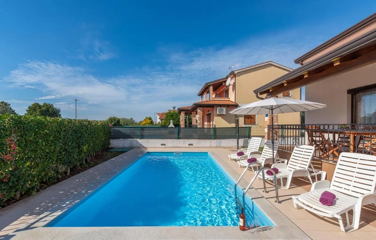 Villa Leonie With Private Pool Nova Vas   Nova Vas (Porec)
