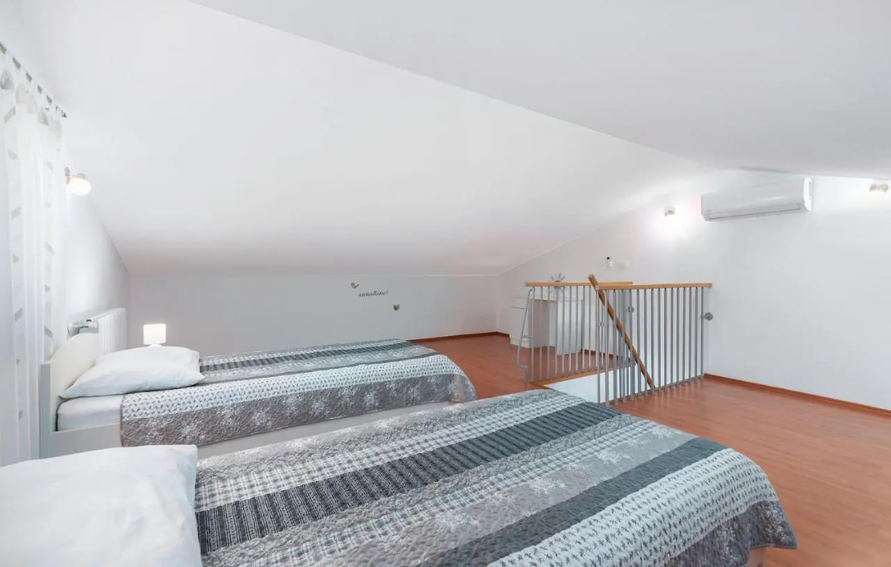 Villa Leonie With Private Pool Nova Vas   Nova Vas (Porec)